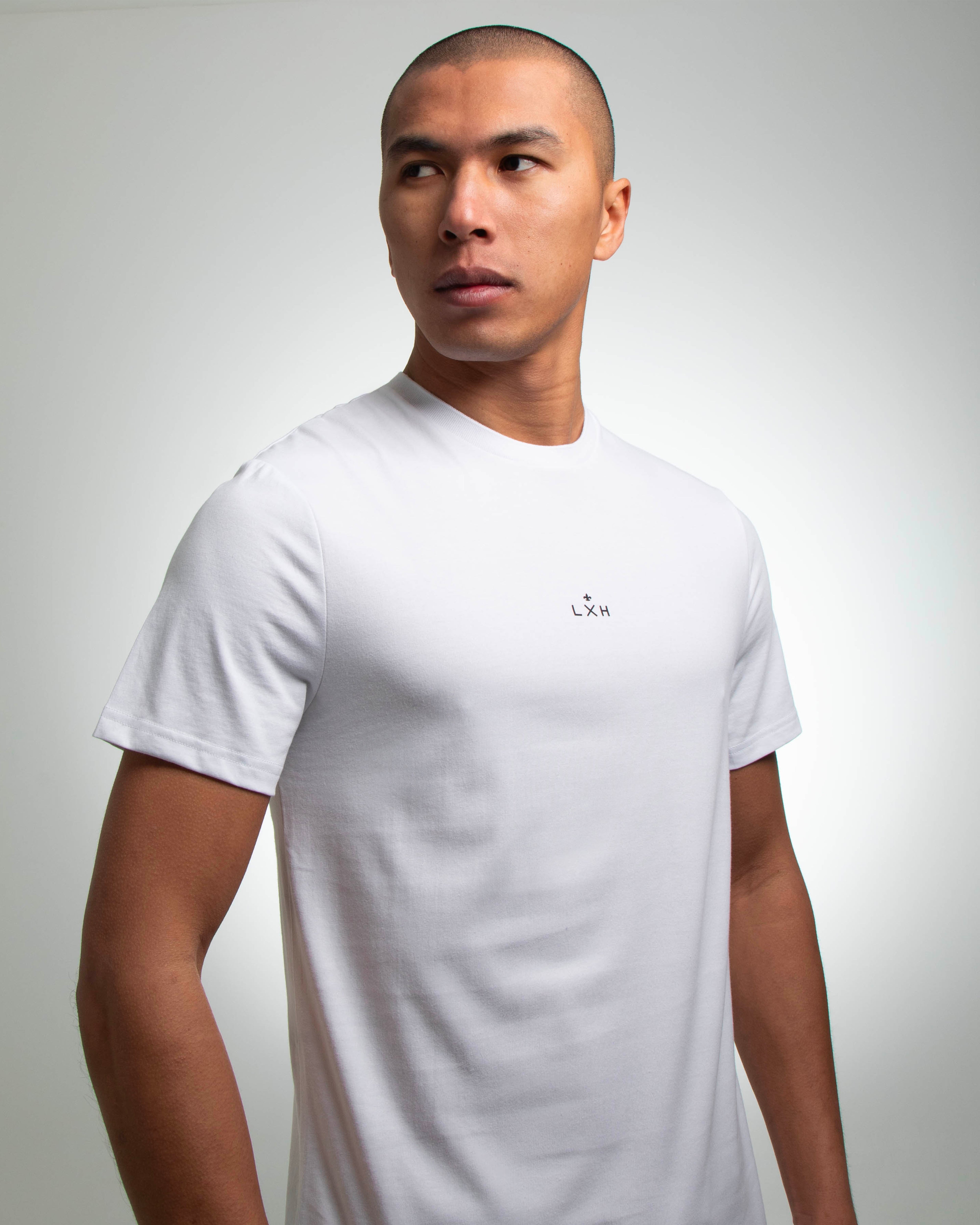 T-shirt Coton blanc LXH pour homme avec logo minimaliste sur la poitrine