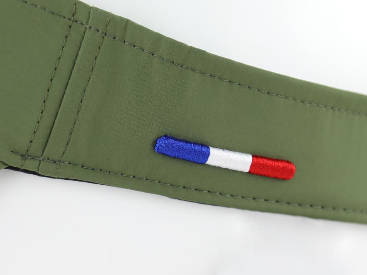 Visière Nylon Kaki avec broderie tricolore pour un style tendance et décontracté
